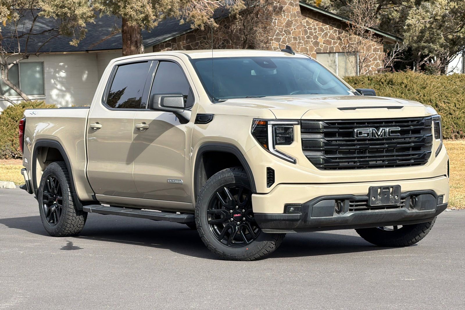 Used 2023 GMC Sierra 1500 Elevation w/ LPO, Elevation Black Package image 2