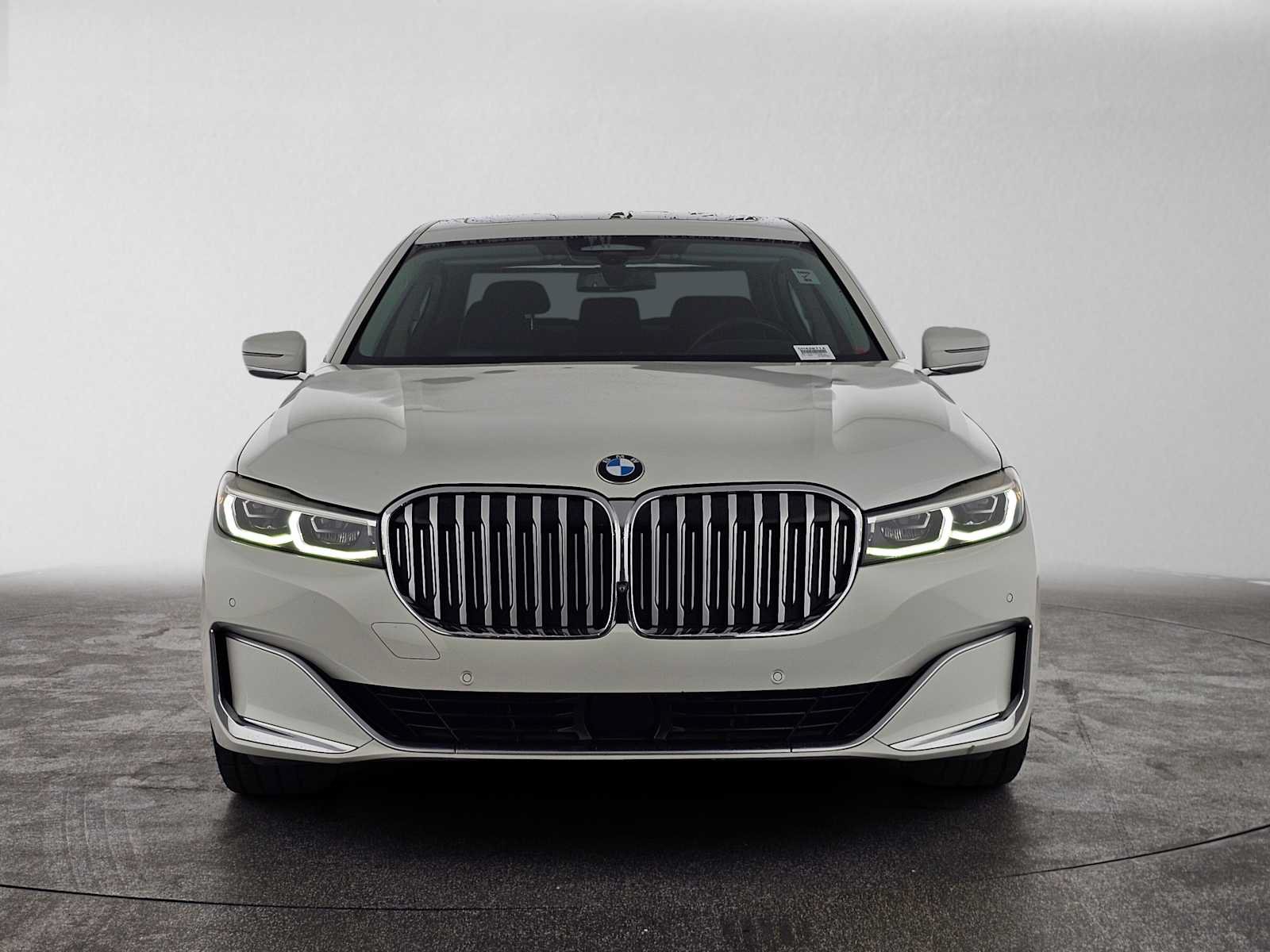 Used 2022 BMW 750i xDrive AWD/4WD image 8