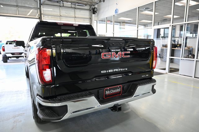 New 2026 GMC Sierra 1500 SLE w/ Preferred Package image 6