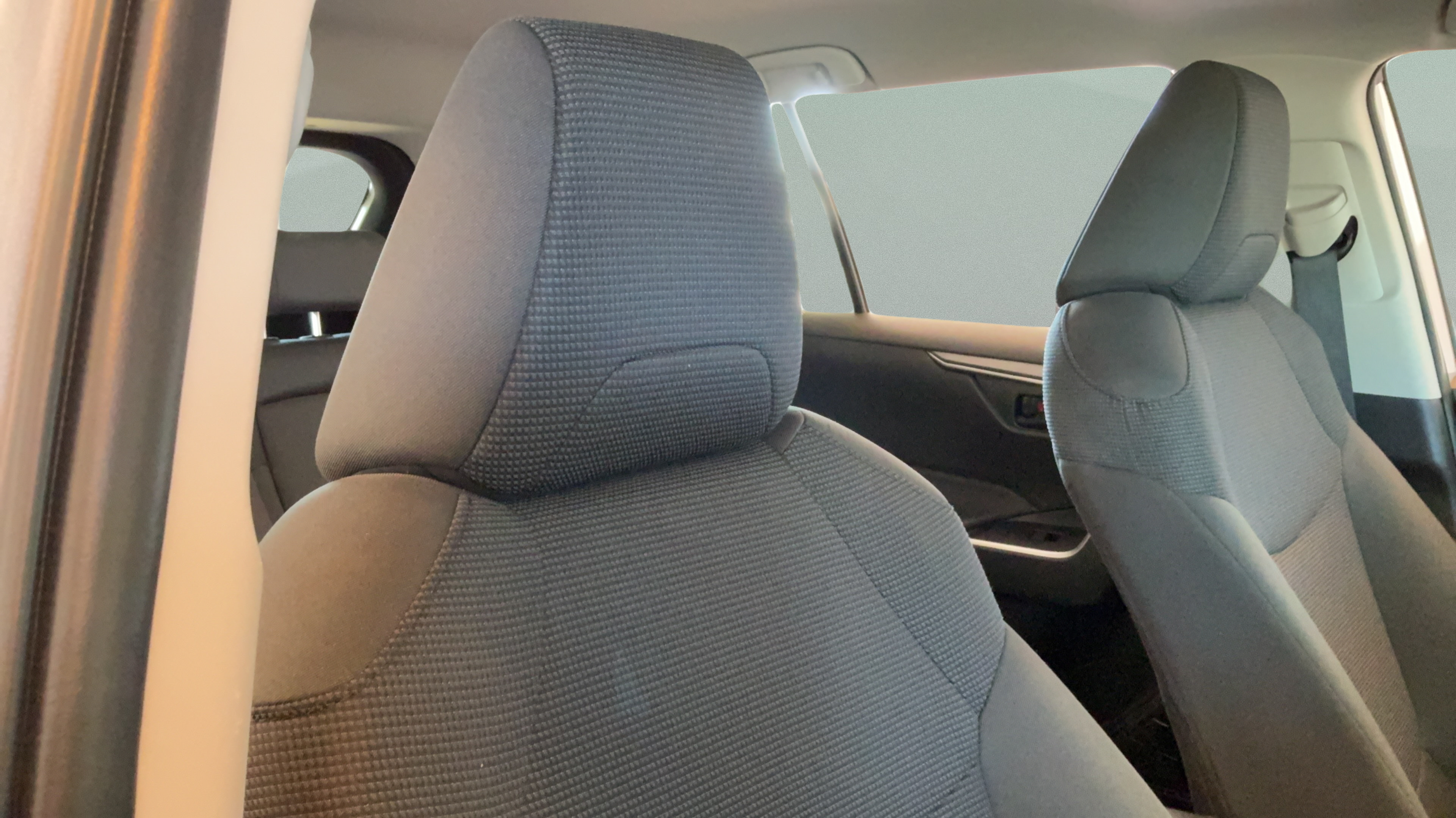 Used 2025 Toyota RAV4 LE AWD/4WD image 26