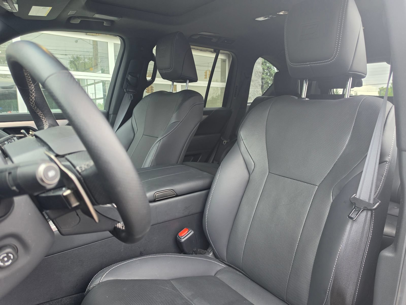 Used 2026 Lexus LX 700h F Sport AWD/4WD image 10