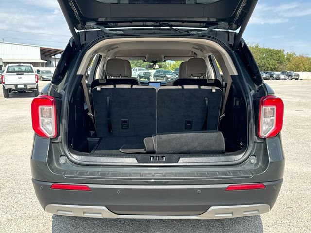 Certified 2023 Ford Explorer XLT w/ Equipment Group 202A RWD image 24