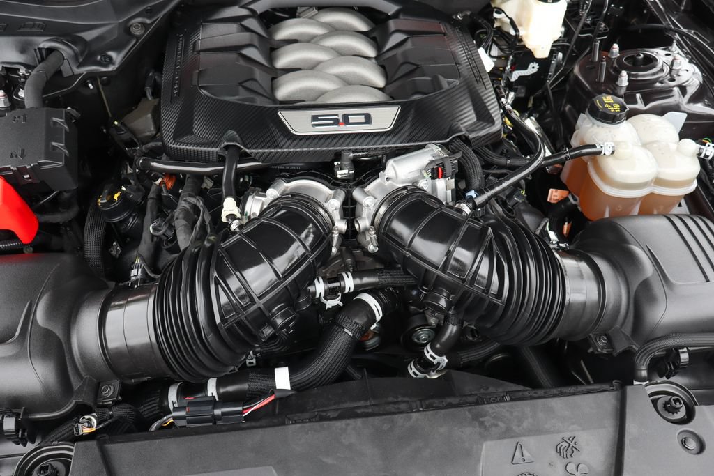 Used 2024 Ford Mustang GT Premium RWD image 14
