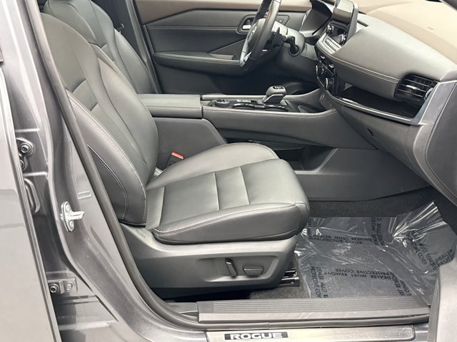 Used 2023 Nissan Rogue SL w/ SL Premium Package AWD/4WD image 17