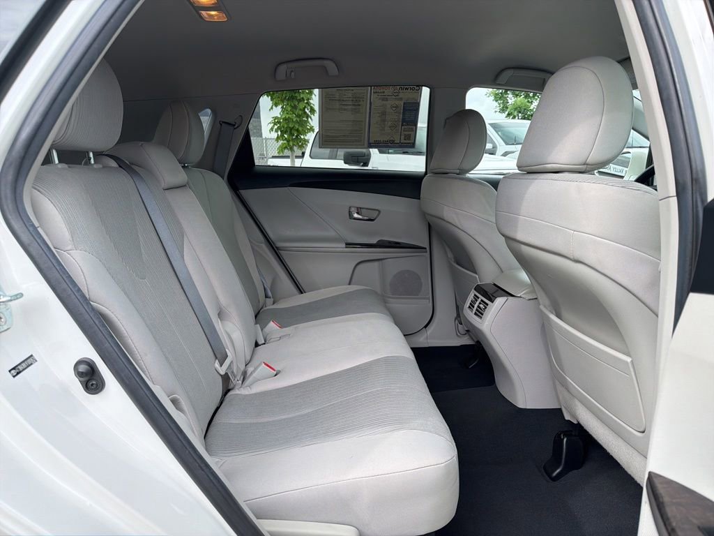 Used 2015 Toyota Venza LE AWD/4WD image 15