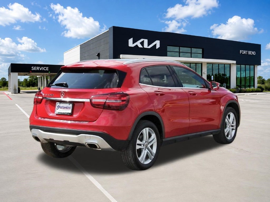 Used 2018 Mercedes-Benz GLA 250 w/ Premium Package image 5