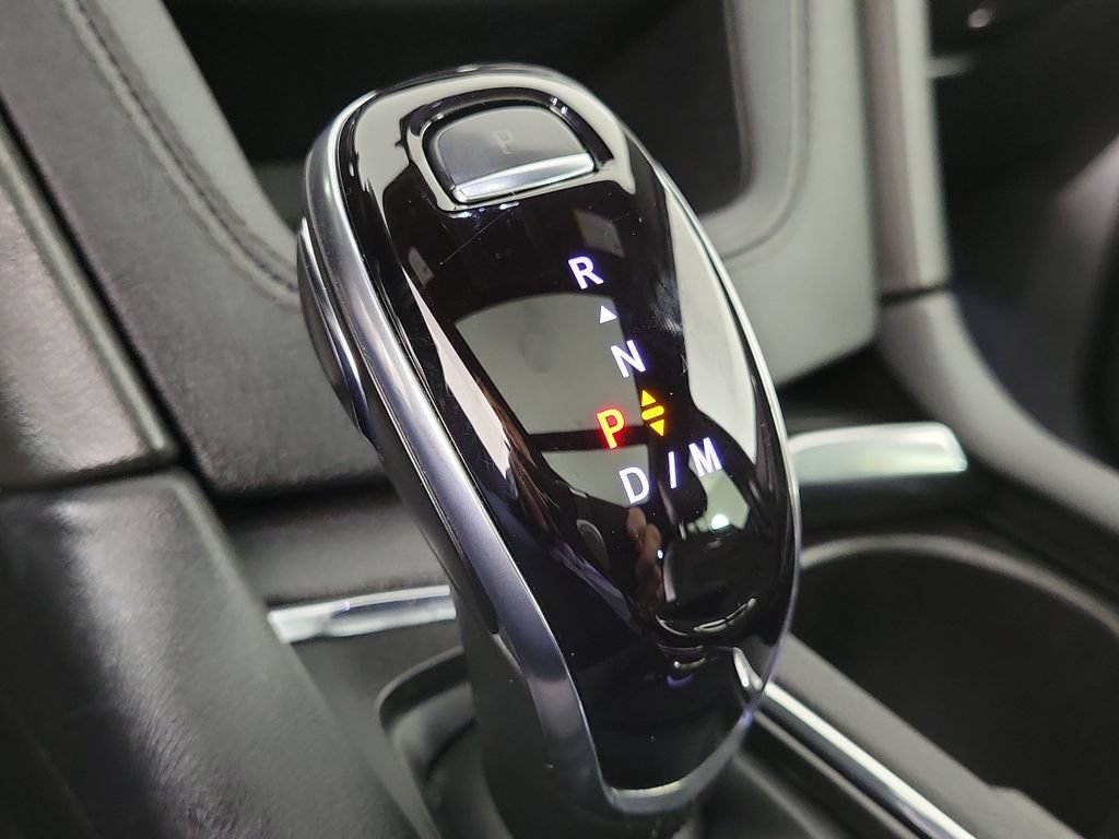 Certified 2024 Cadillac XT6 Premium Luxury FWD image 30