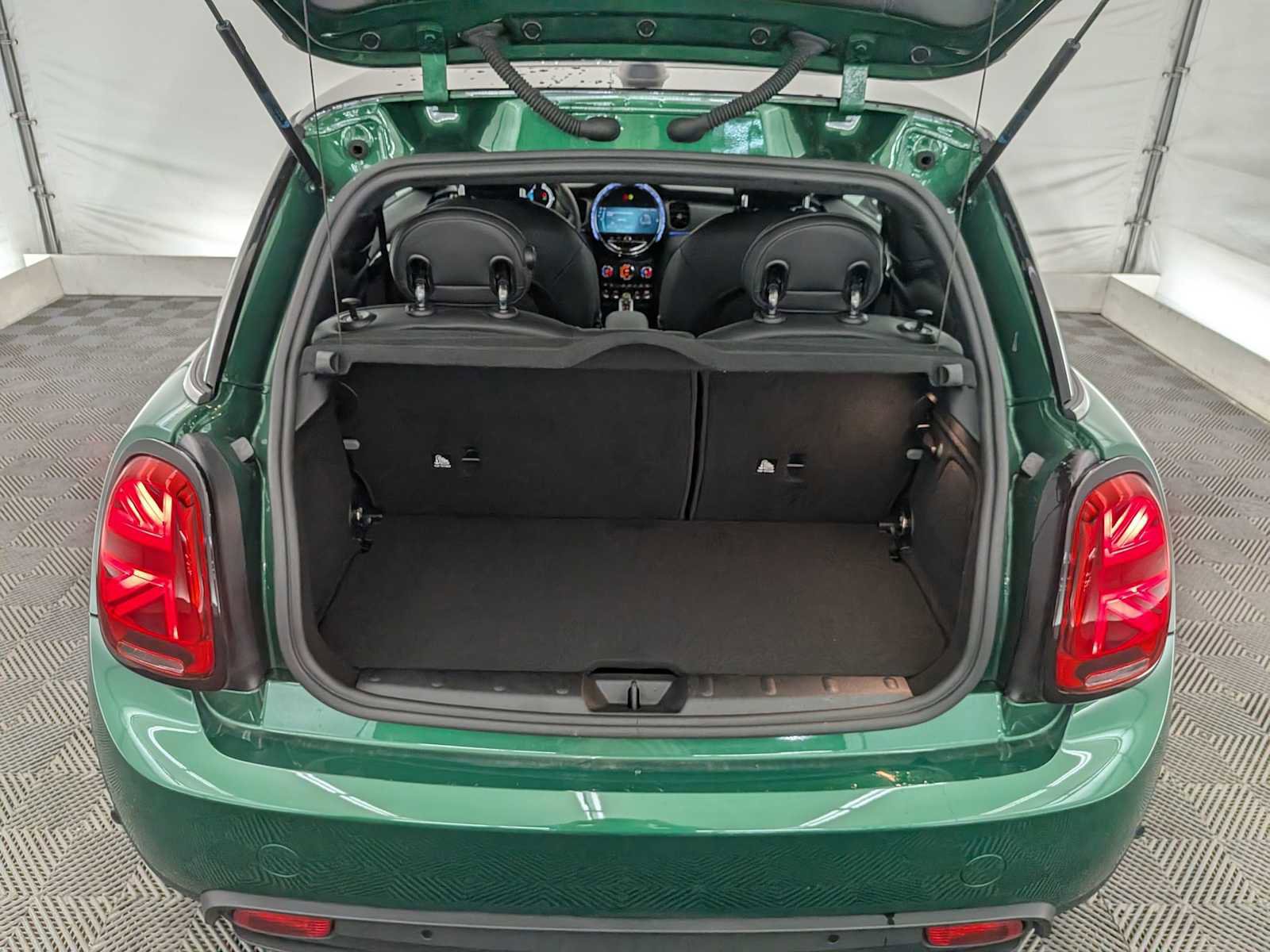 Used 2022 MINI Cooper SE image 32