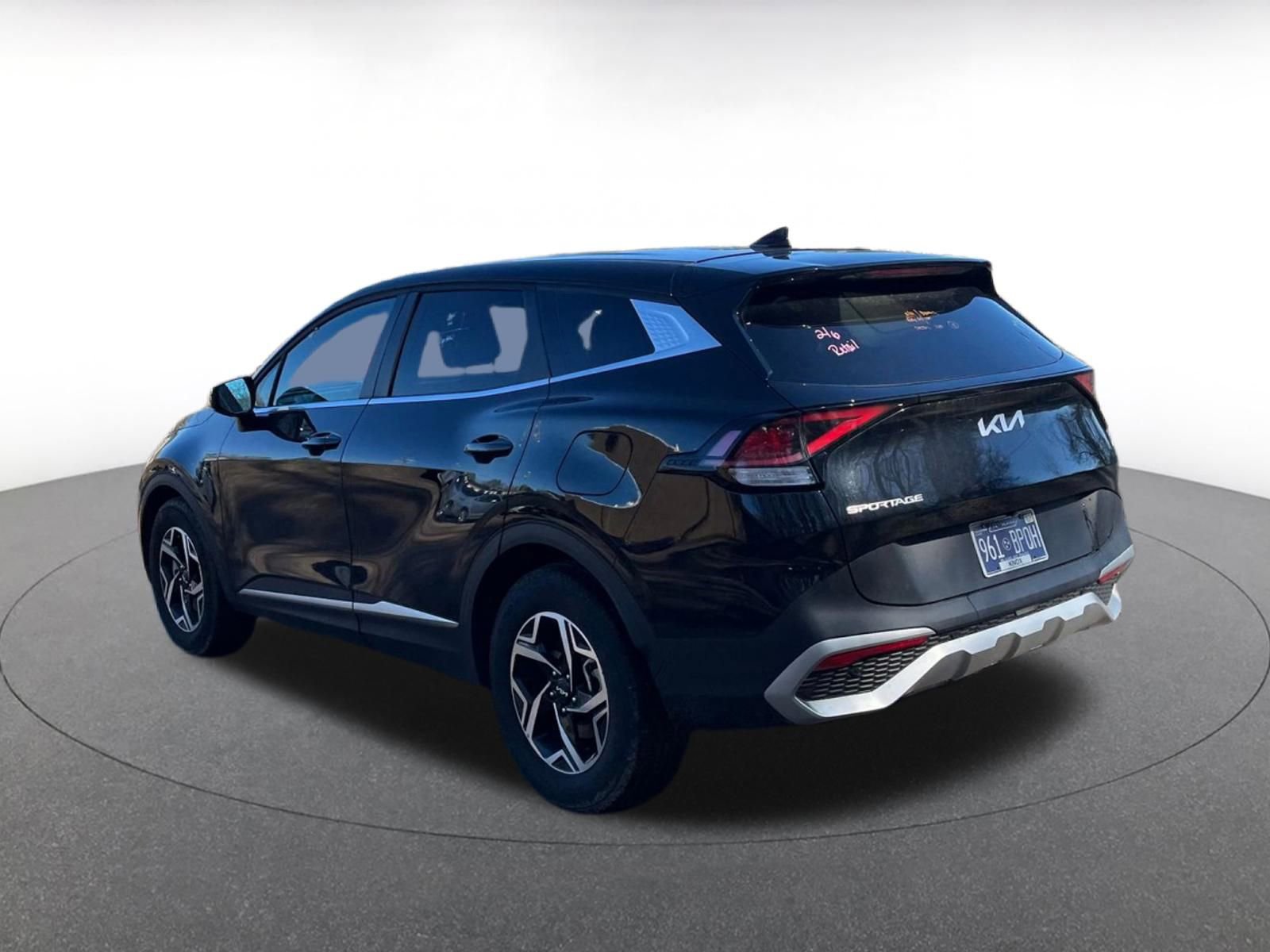 Used 2025 Kia Sportage LX image 11