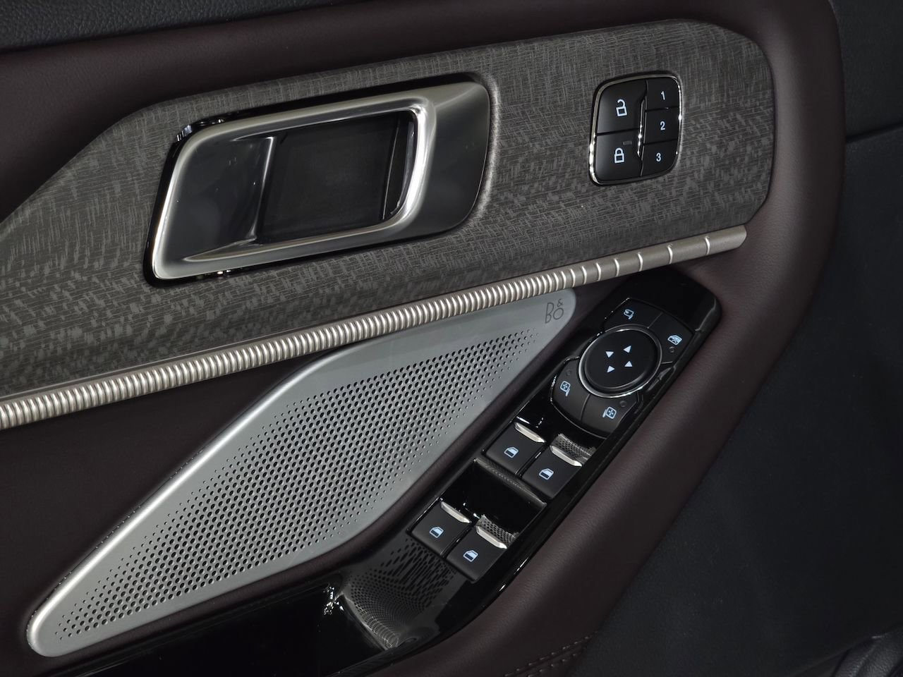 New 2026 Ford Explorer Platinum image 18