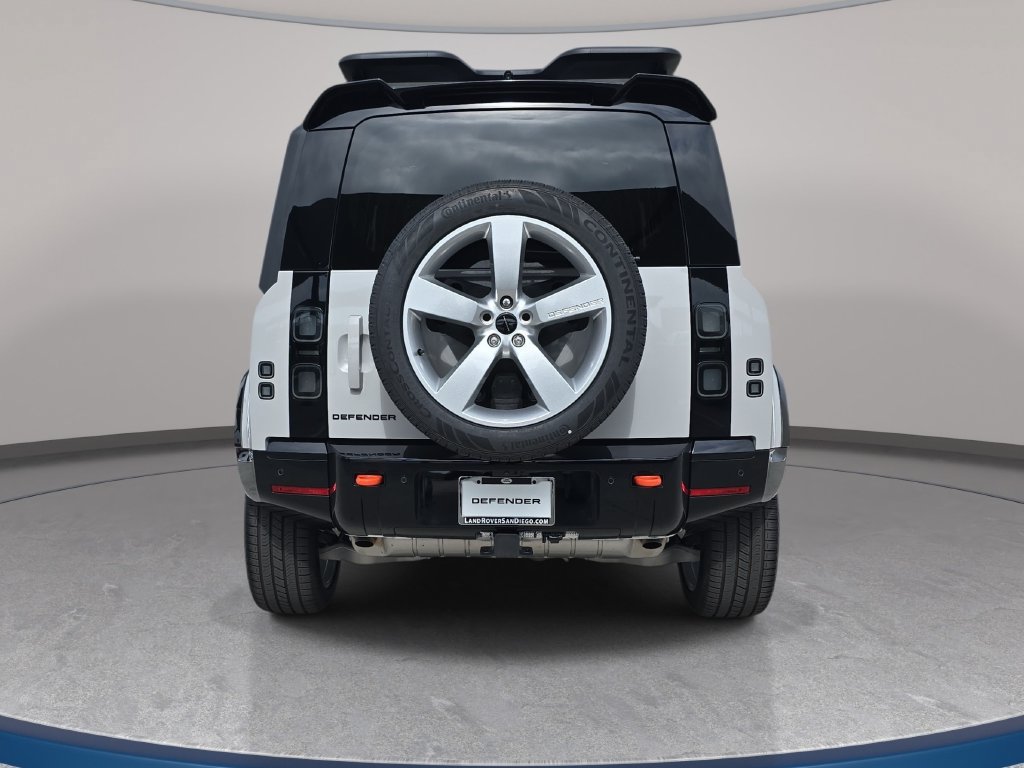 New 2026 Land Rover Defender 110 X AWD/4WD image 6