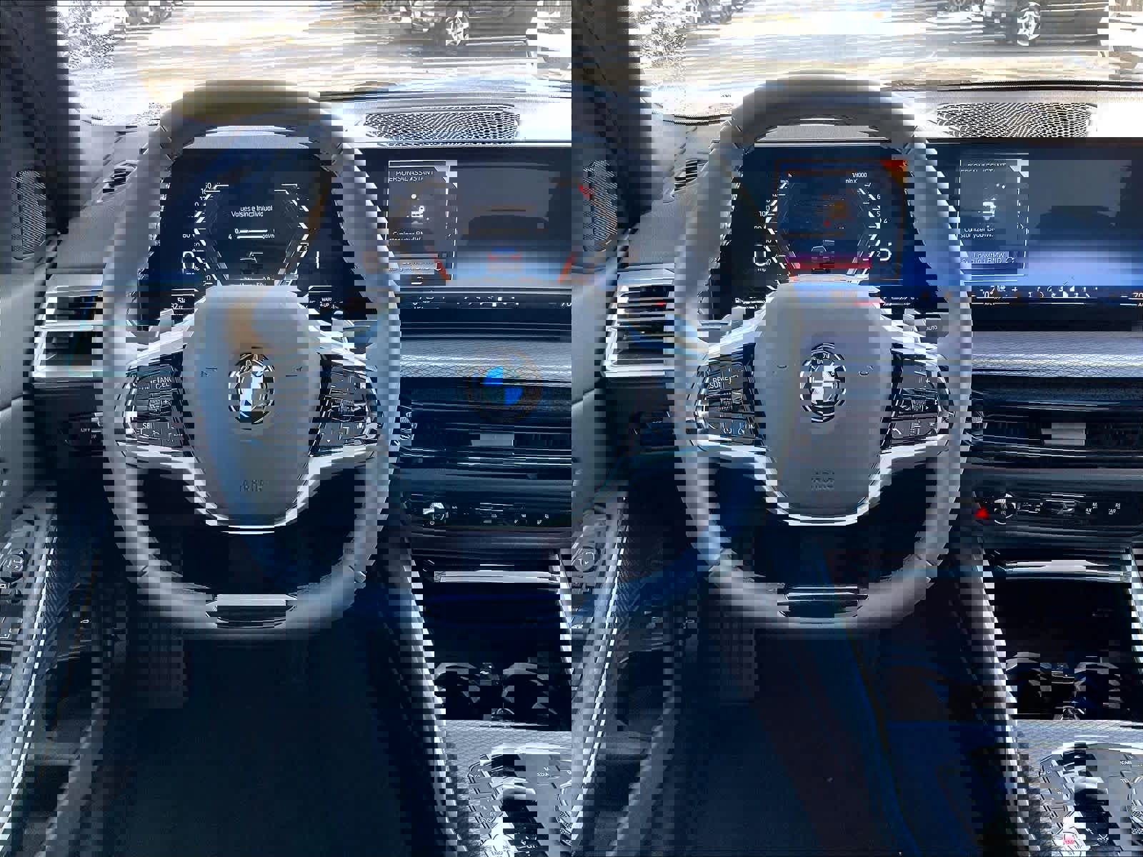 Certified 2025 BMW 330i xDrive Sedan w/ Convenience Package image 8