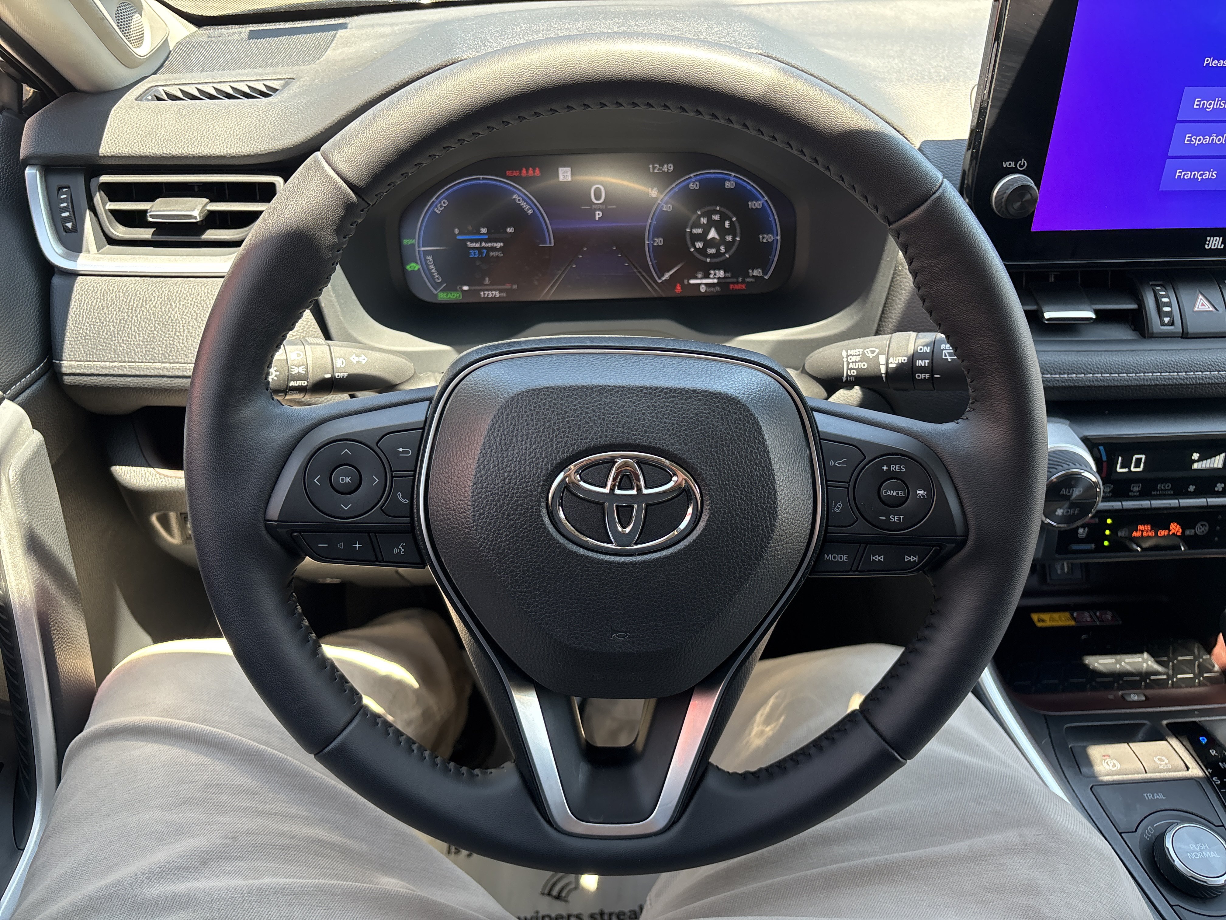 Certified 2025 Toyota RAV4 Limited w/ Advanced Technology Package AWD/4WD image 18