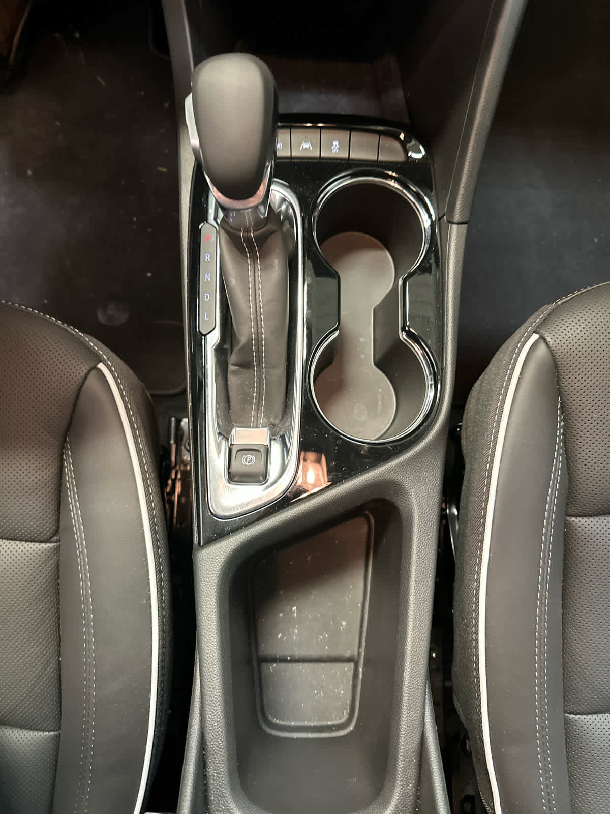 Used 2026 Buick Encore GX Avenir w/ Avenir Convenience Package image 25