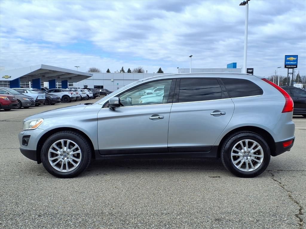 Used 2010 Volvo XC60 T6 image 8