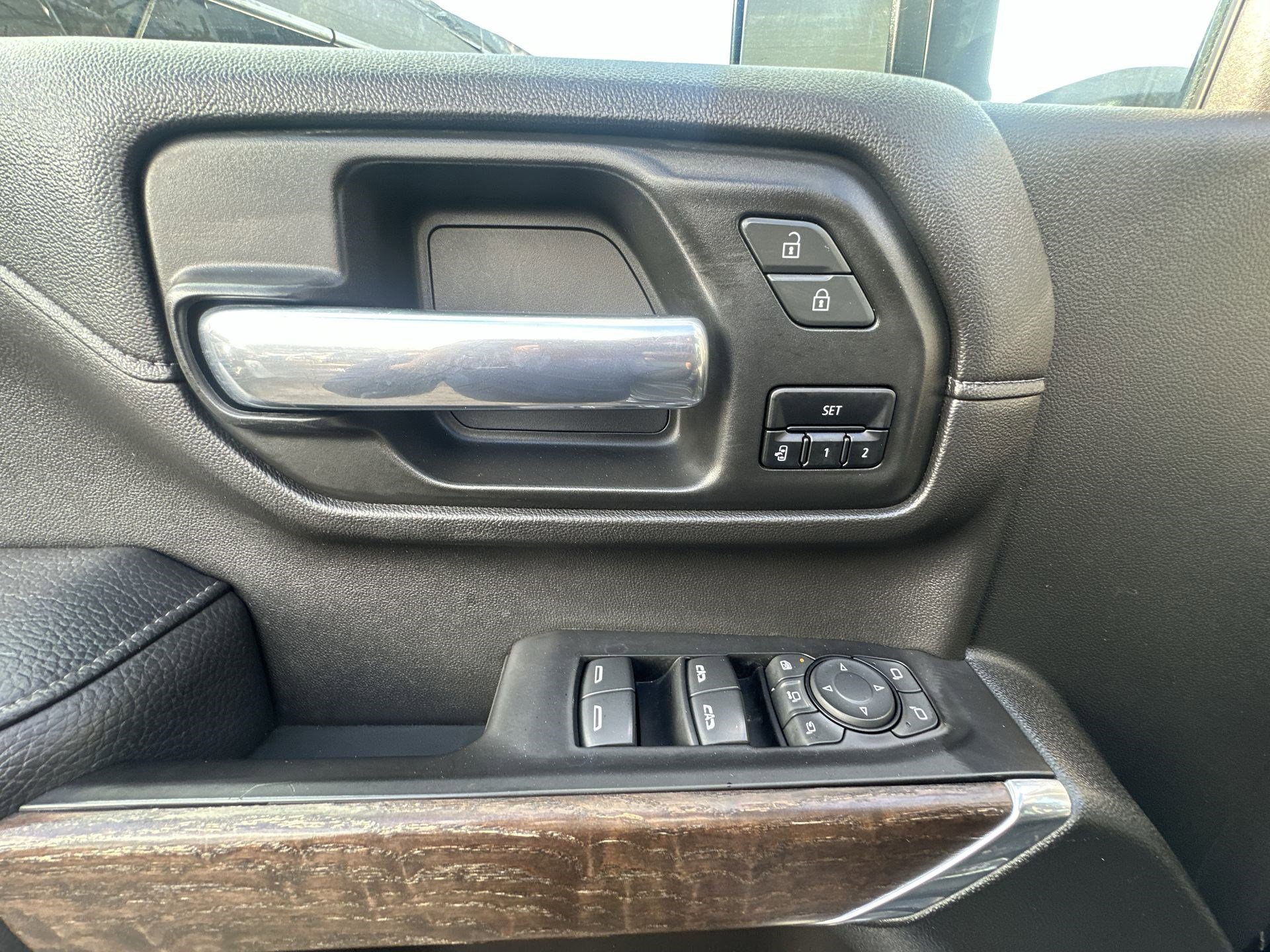 Used 2020 GMC Sierra 2500 Denali w/ Denali Ultimate Package image 15