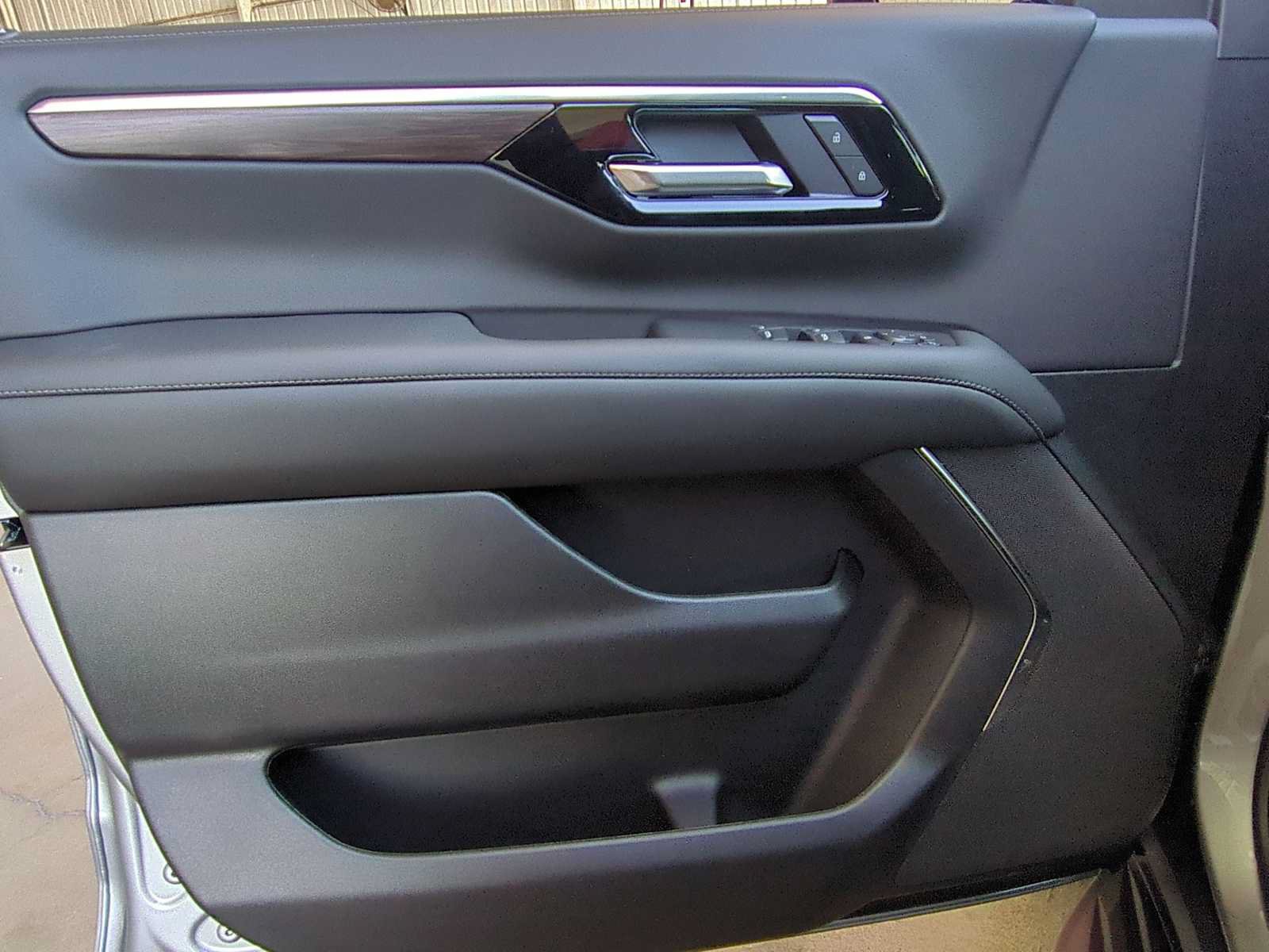 New 2026 Chevrolet Tahoe LS RWD image 10