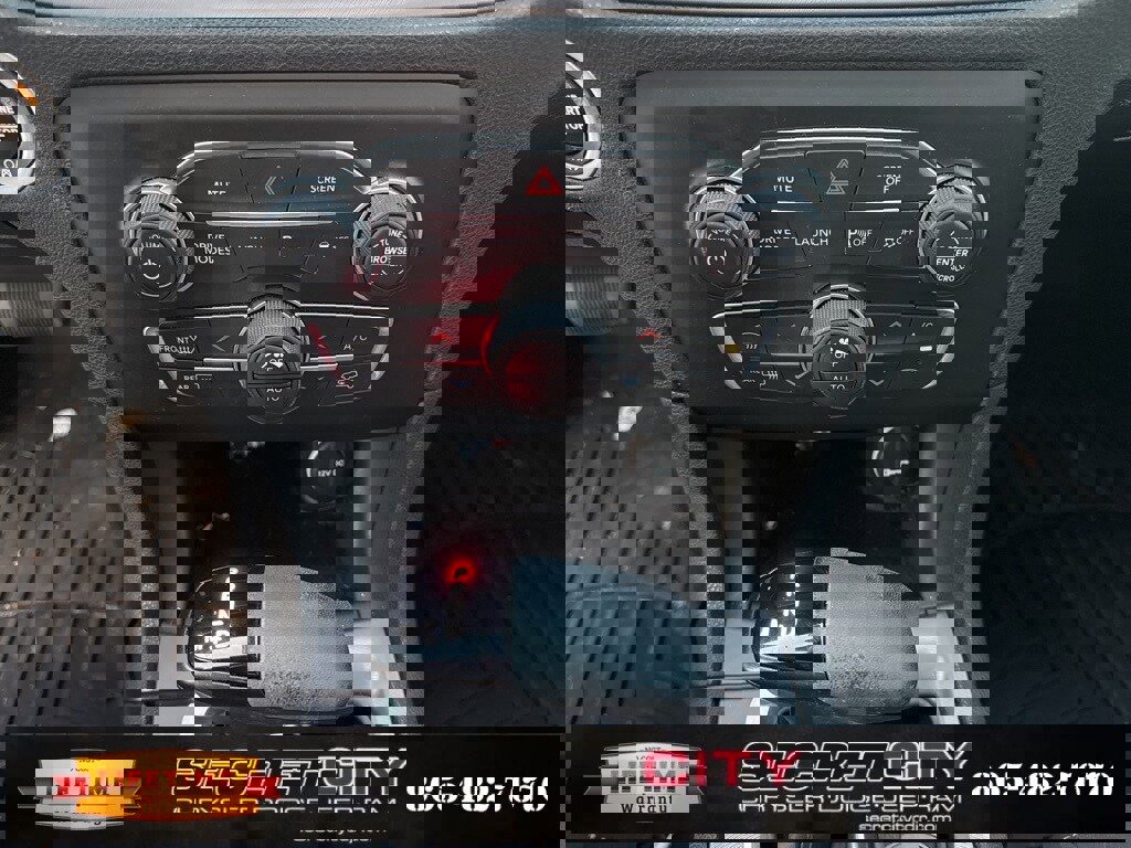 Used 2023 Dodge Charger Scat Pack image 35