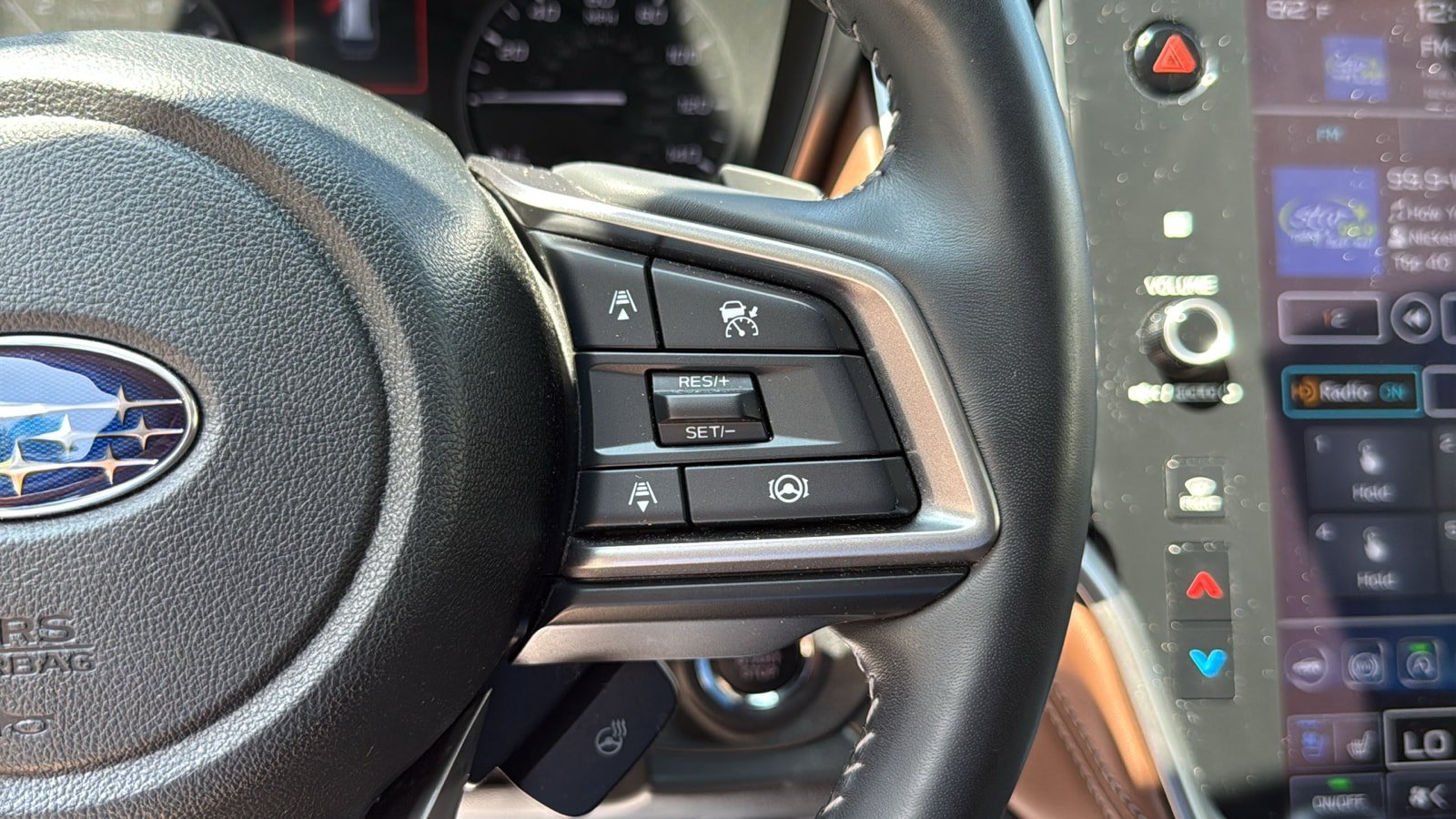 Used 2023 Subaru Outback Touring AWD/4WD image 15