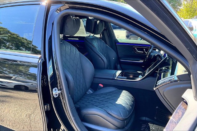 Certified 2025 Mercedes-Benz S 580 4MATIC Sedan image 7