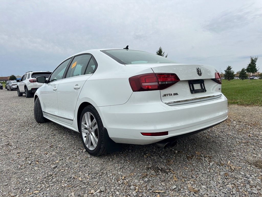 Used 2017 Volkswagen Jetta SEL FWD image 9