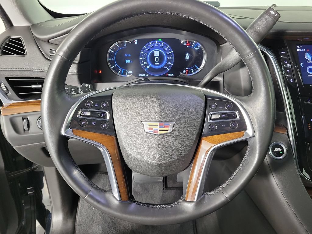 Used 2017 Cadillac Escalade Premium Luxury RWD image 22