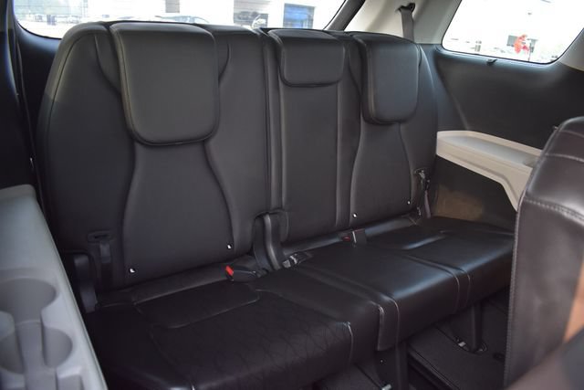 Certified 2023 Kia Carnival EX FWD image 14