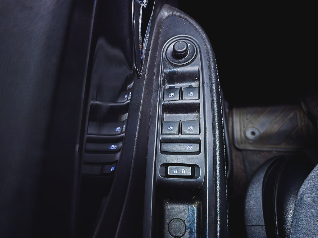 Used 2019 Buick Encore Preferred FWD image 22