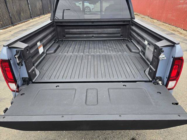 Used 2023 Honda Ridgeline Black Edition image 14