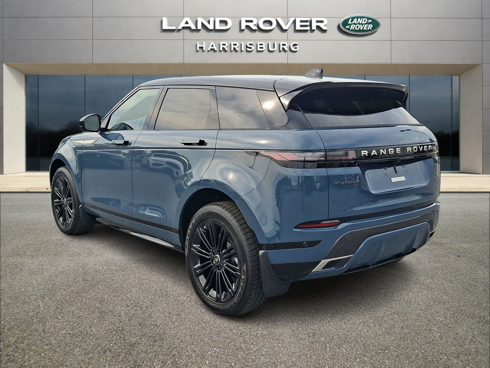 New 2026 Land Rover Range Rover Evoque Hoxton AWD/4WD image 2