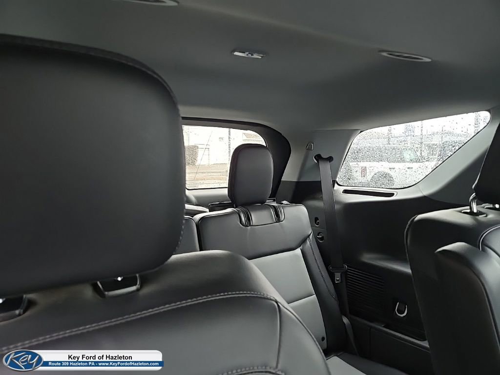 Used 2023 Ford Explorer XLT w/ Equipment Group 202A image 59