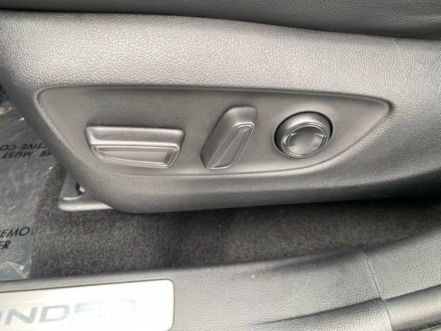 Certified 2020 Toyota Highlander Limited AWD/4WD image 23