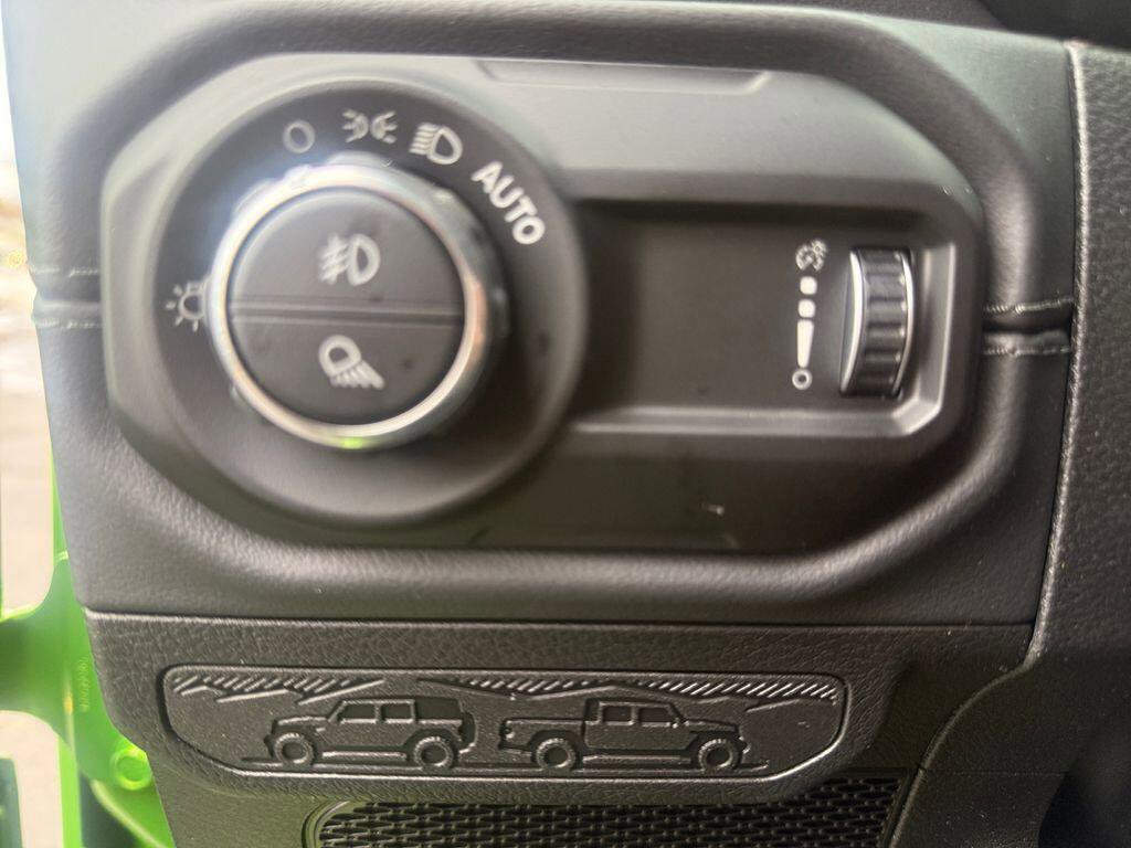 New 2026 Jeep Gladiator Sport image 28