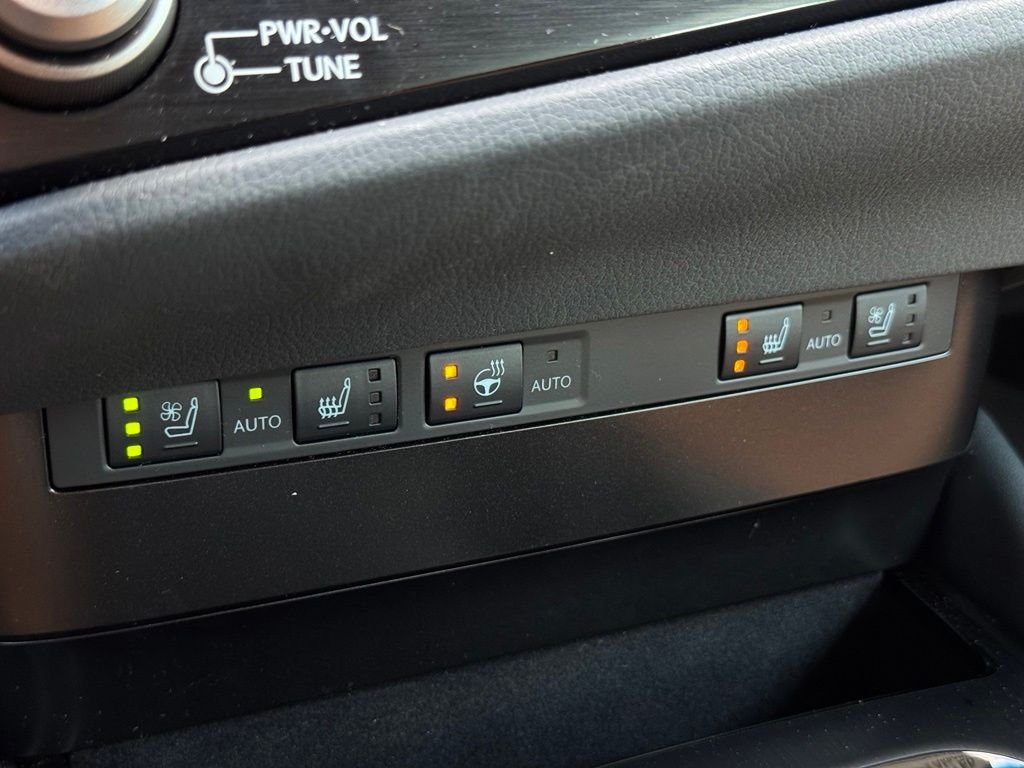 Certified 2024 Lexus ES 250 w/ Premium Package AWD/4WD image 38