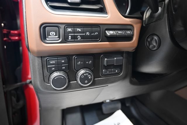 Used 2021 Chevrolet Tahoe High Country w/ Premium Package AWD/4WD image 27