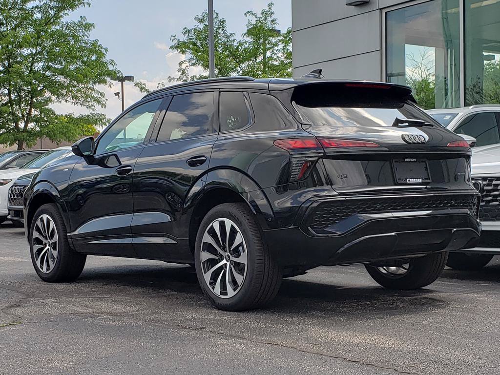 New 2026 Audi Q3 quattro 2.0T AWD/4WD image 3