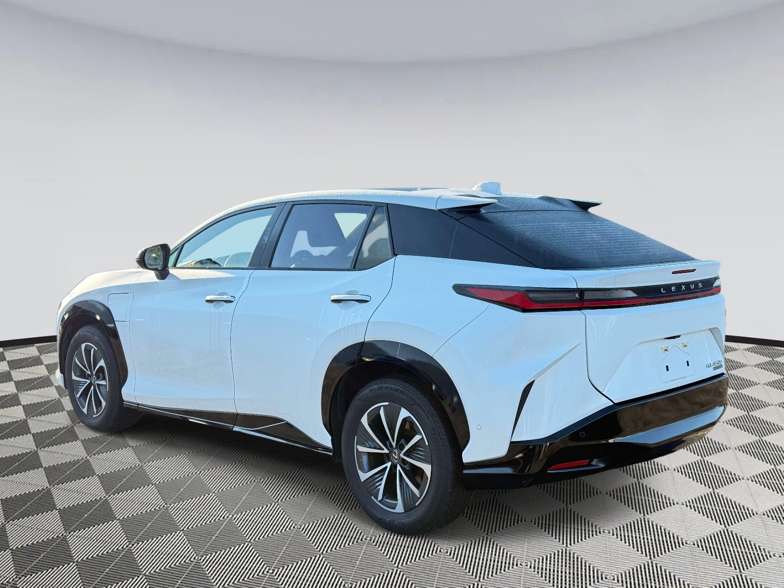 Used 2023 Lexus RZ 450e Premium w/ Technology Package AWD/4WD image 4