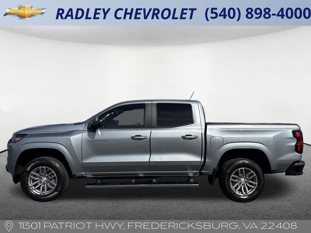 Used 2024 Chevrolet Colorado LT w/ LT Convenience Package image 16