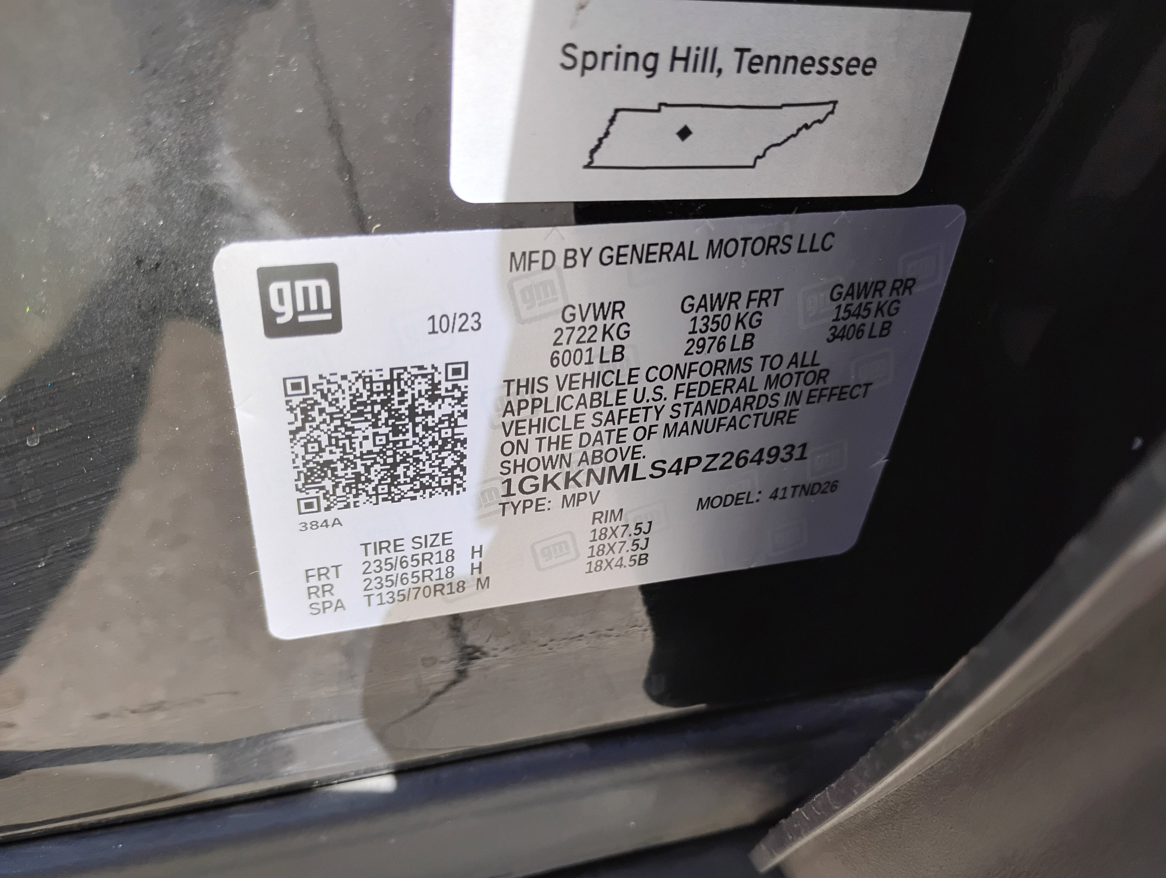 Used 2023 GMC Acadia SLT w/ LPO, Floor Liner Package FWD image 39