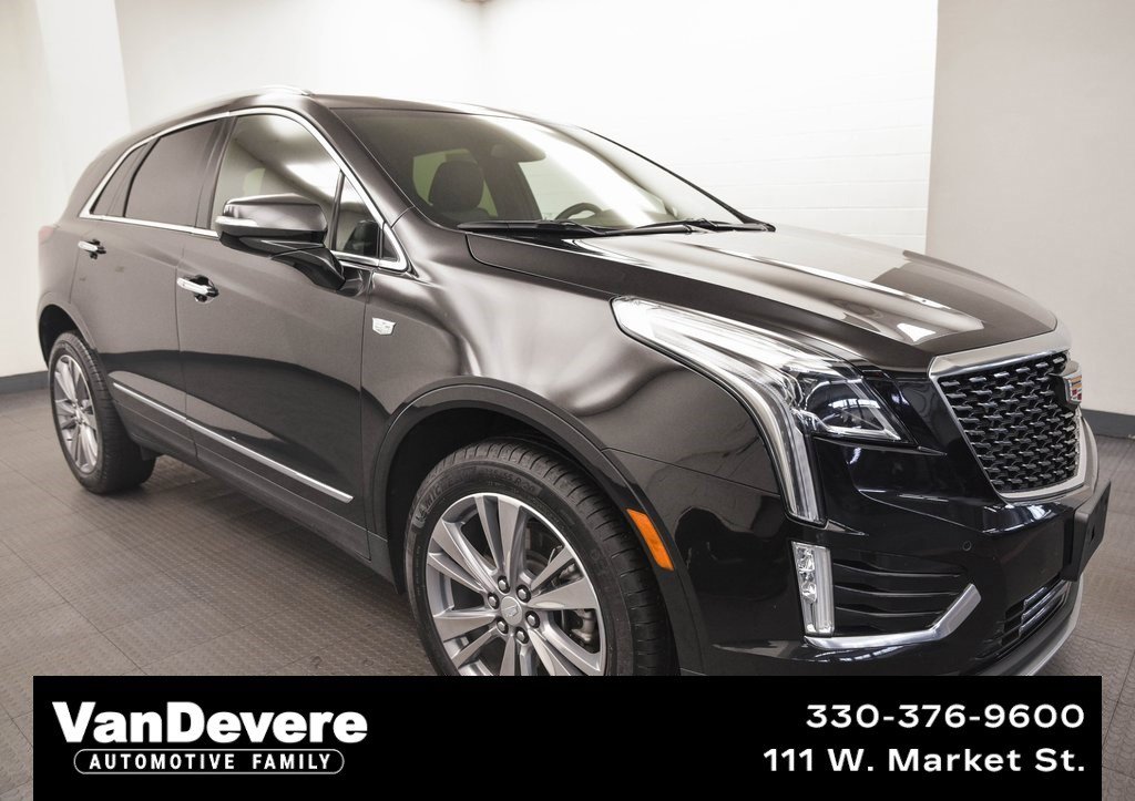 Certified 2025 Cadillac XT5 Premium Luxury image 1