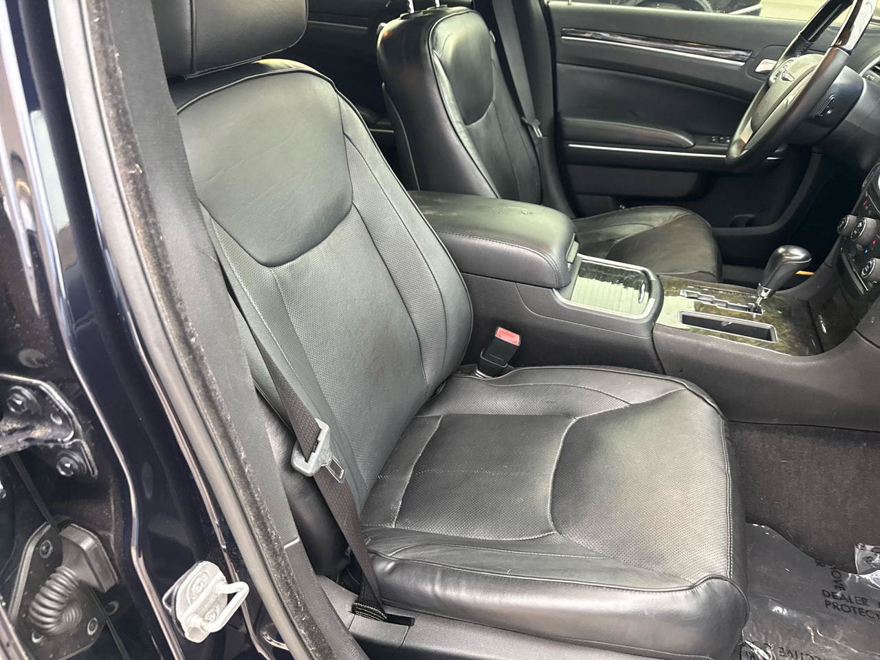 Used 2011 Chrysler 300 C w/ Sound Group RWD image 45
