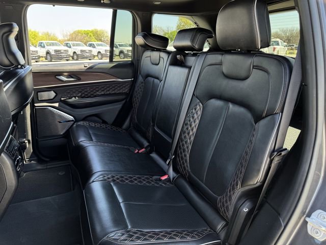 Used 2022 Jeep Grand Cherokee Summit w/ Advanced Protech Group IV image 28