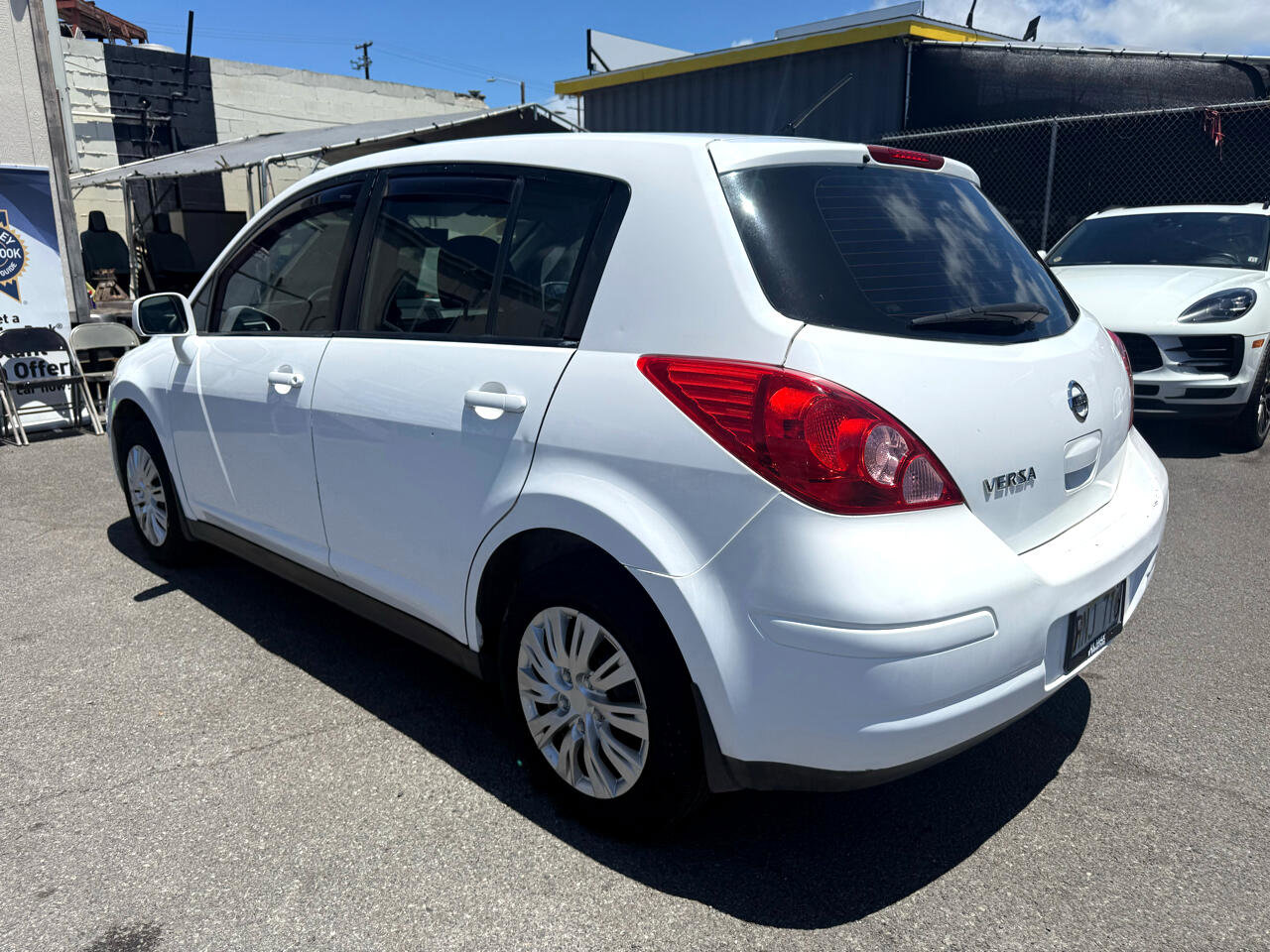 Used 2011 Nissan Versa 1.8 S w/ PWR Plus Pkg image 3