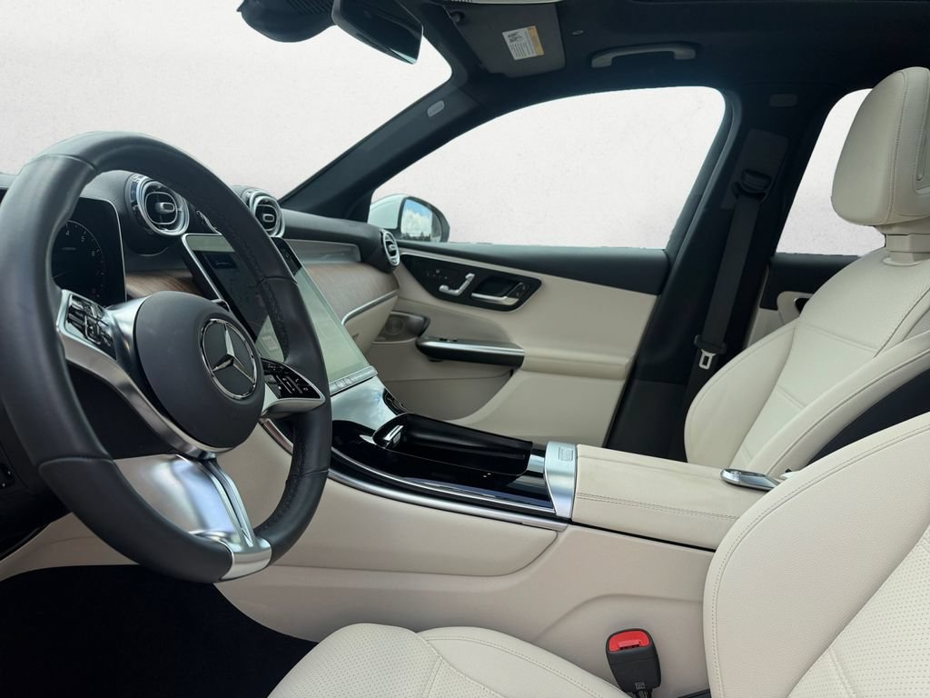 Certified 2025 Mercedes-Benz GLC 300 4MATIC image 10