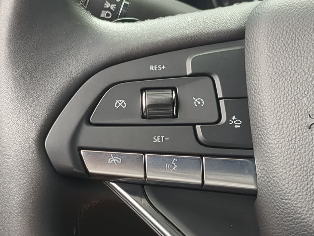 Used 2024 Cadillac XT6 Luxury FWD image 26