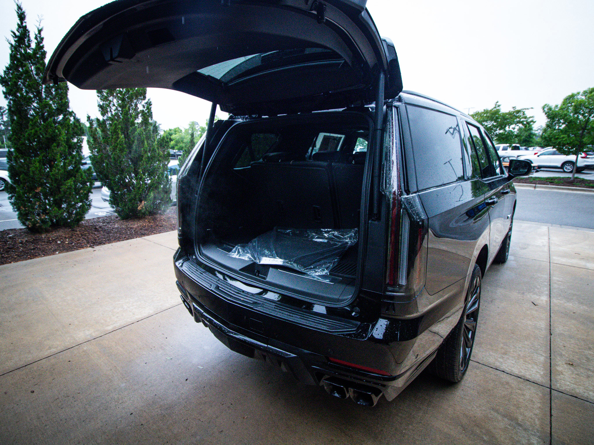 Used 2026 Cadillac Escalade V w/ LPO, Floor Liner Package AWD/4WD image 35