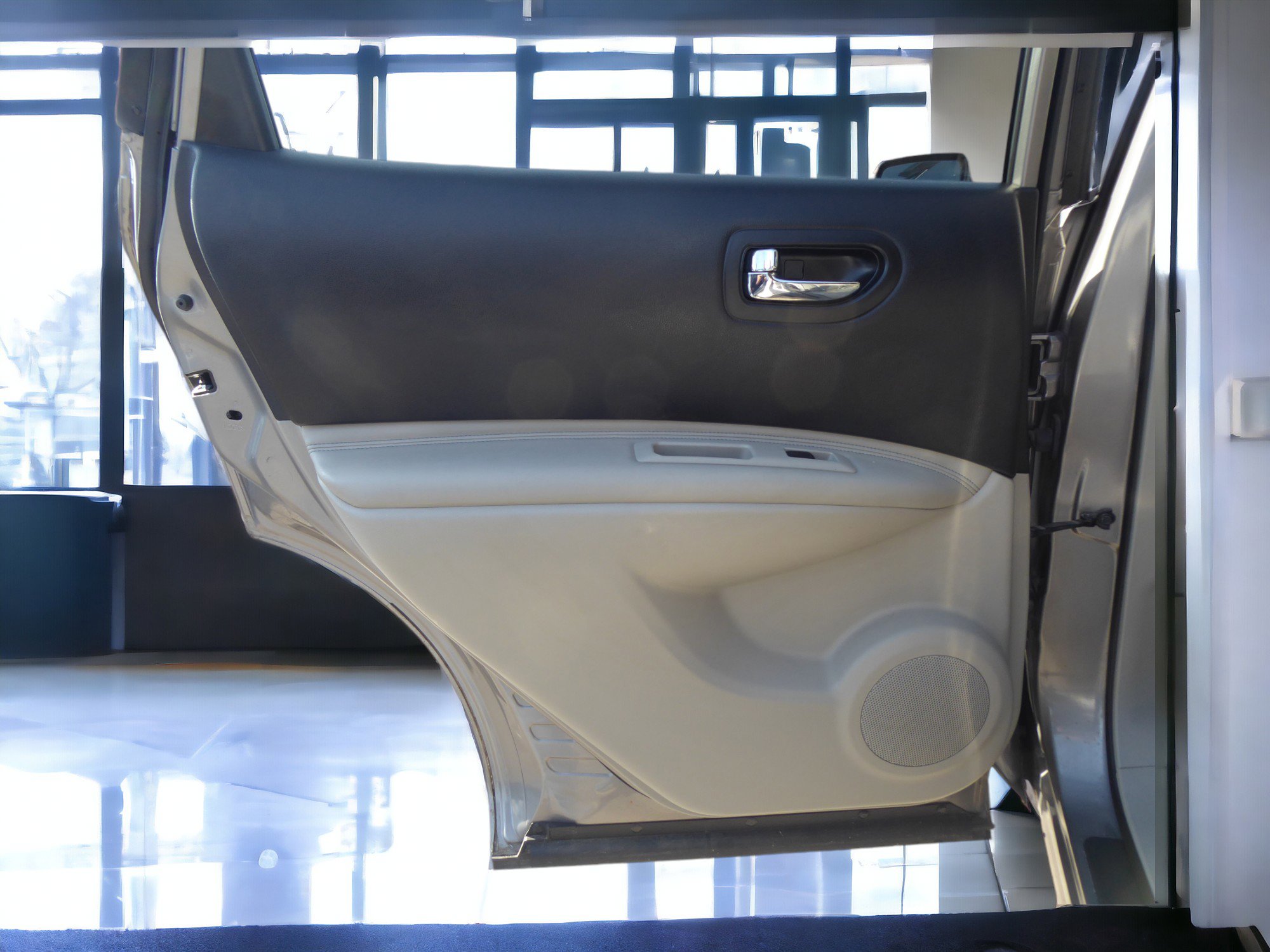 Used 2012 Nissan Rogue SL image 21