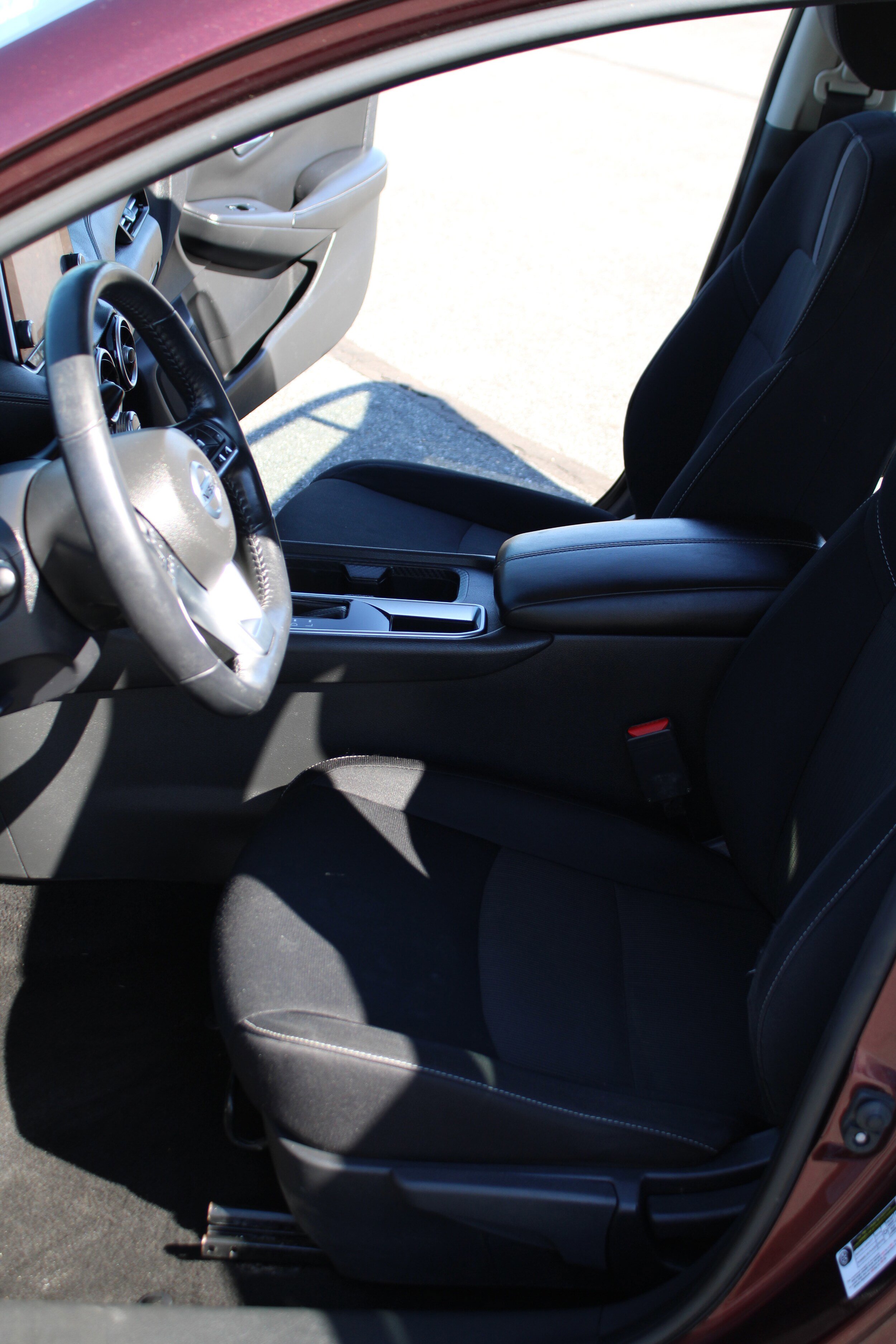 Used 2020 Nissan Sentra SV w/ Electronics Package FWD image 19