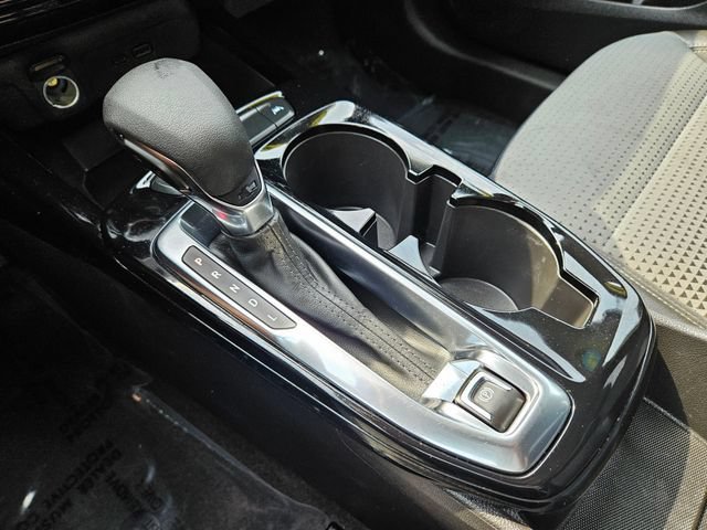 Used 2025 Chevrolet Trax LT FWD image 32