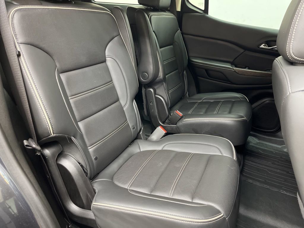 Used 2022 GMC Acadia Denali w/ Denali Ultimate Package image 25